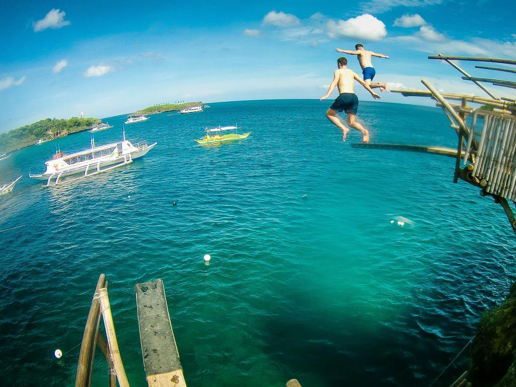 Jeepney Hostel And Kite Resort Balabag  Exterior foto